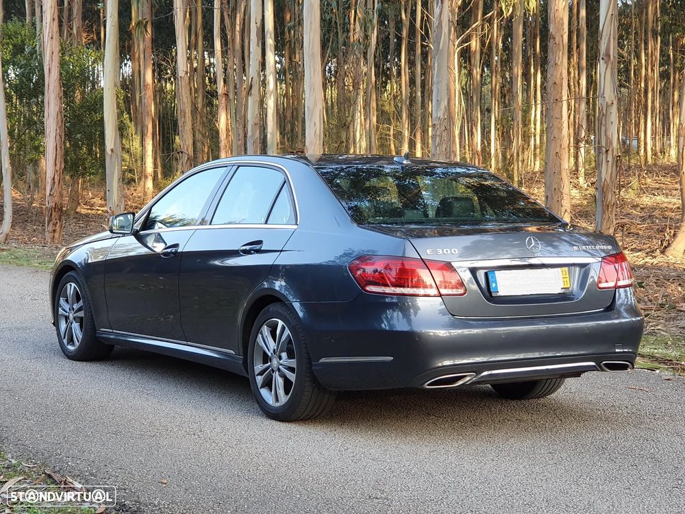 Mercedes-Benz E 300 Bluetec Hybrid Avantgarde - 4