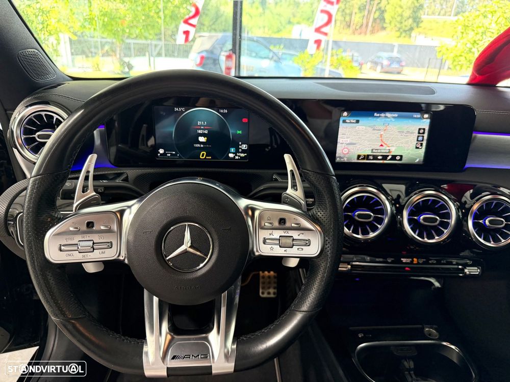 Mercedes-Benz CLA 250 e Shooting Brake AMG Line — fotografia 21