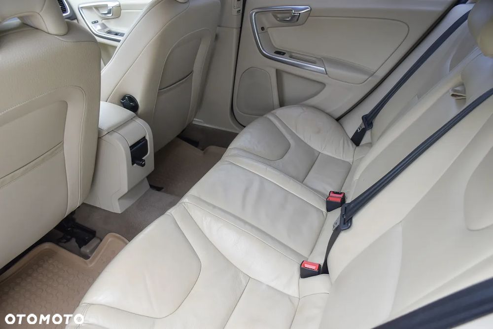 Volvo S60 2.5 T5 - 36