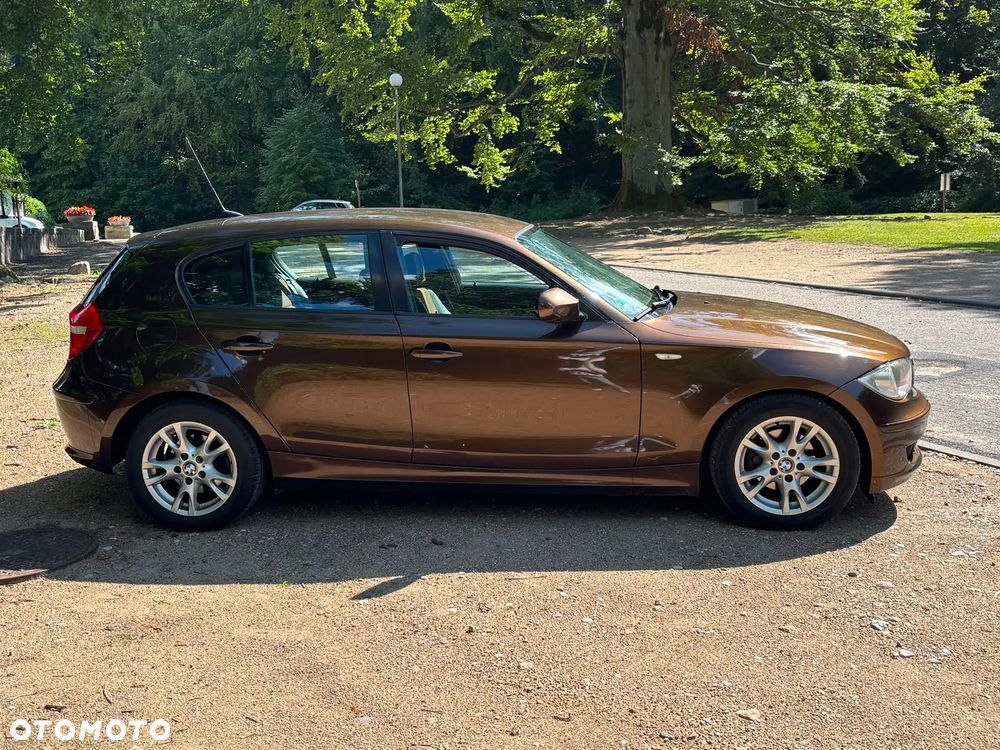 BMW Seria 1 116i - 10