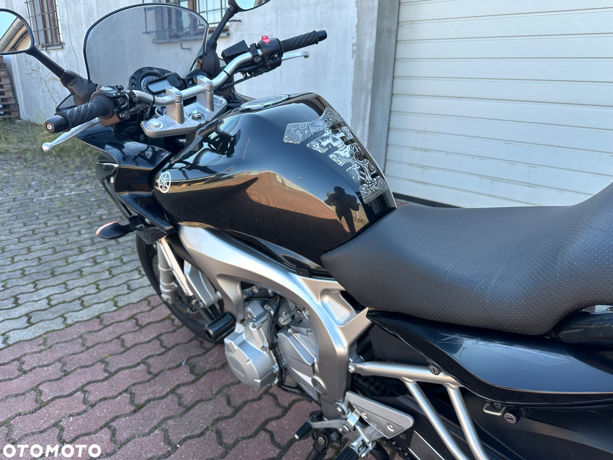 Yamaha FZ6 - 24