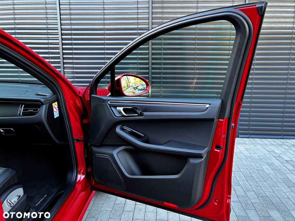 Porsche Macan - 40