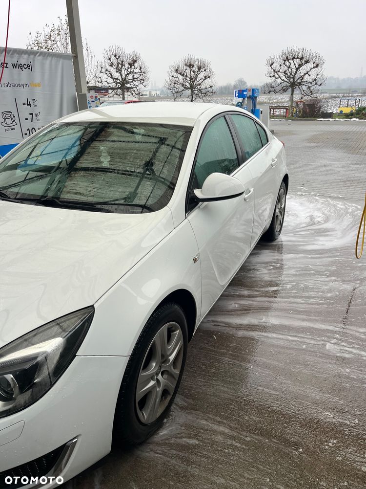Opel Insignia 1.8 - 1