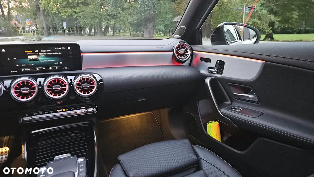 Mercedes-Benz Klasa A 35 AMG 4-Matic 7G-DCT - 28