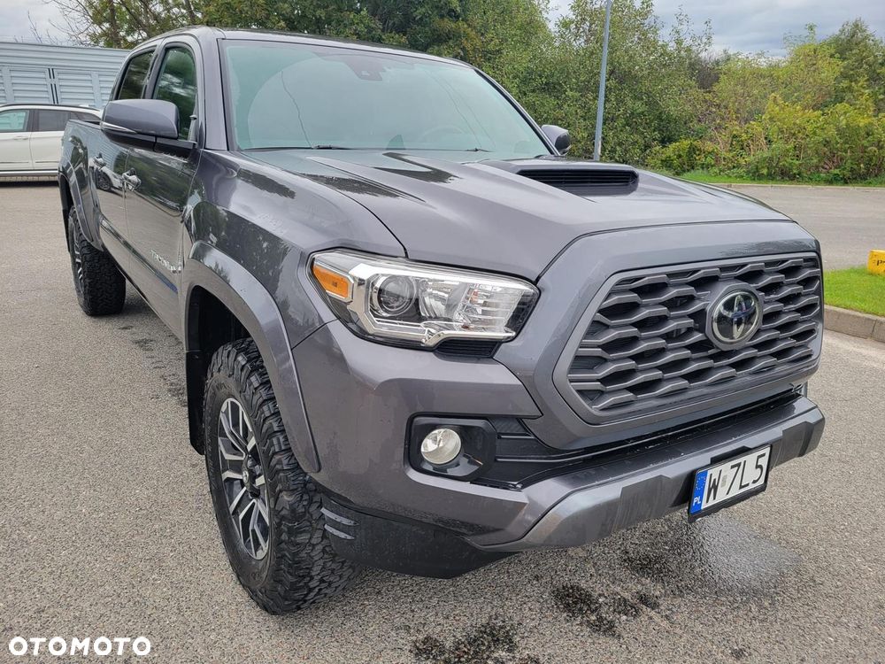 Toyota Tacoma - 2