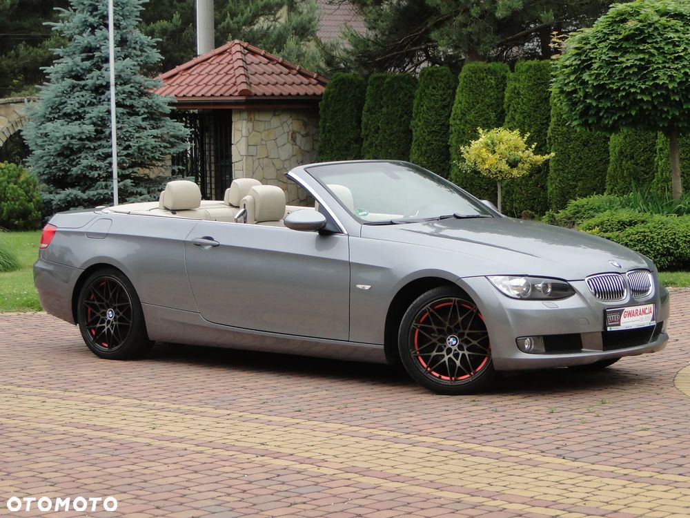 BMW Seria 3 320i - 11