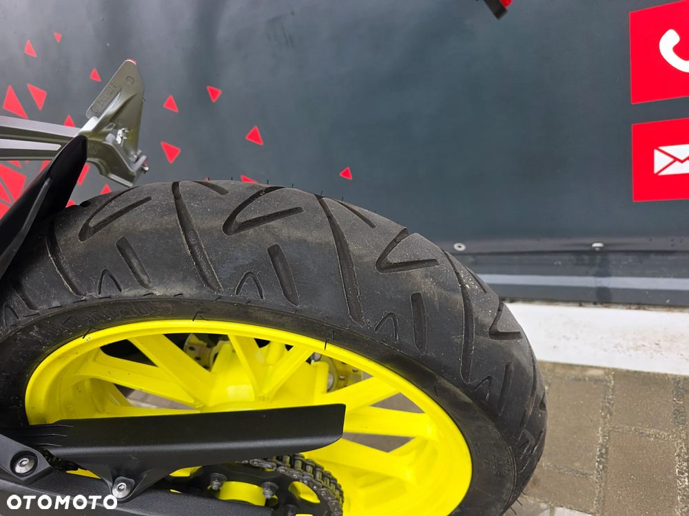 Yamaha MT - 8