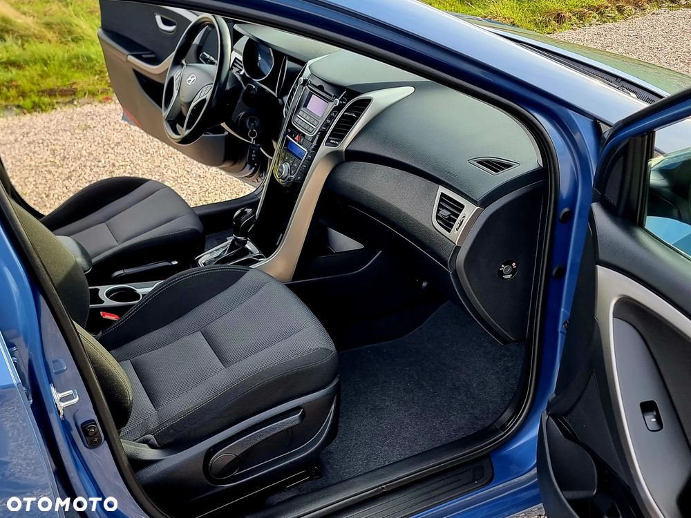 Hyundai i30 Kombi 1.6 GDi DCT Style - 15