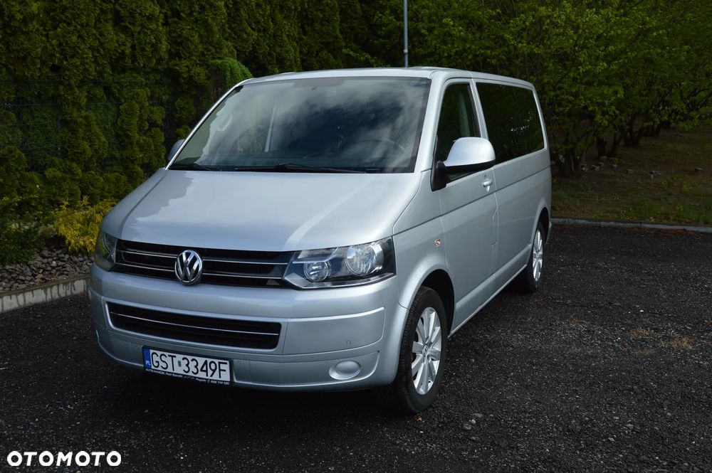 Volkswagen Multivan - 11