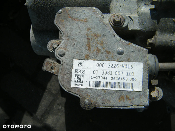 Wysprzęglik 0003226V016 49011100106042 Smart Fortwo 0.7