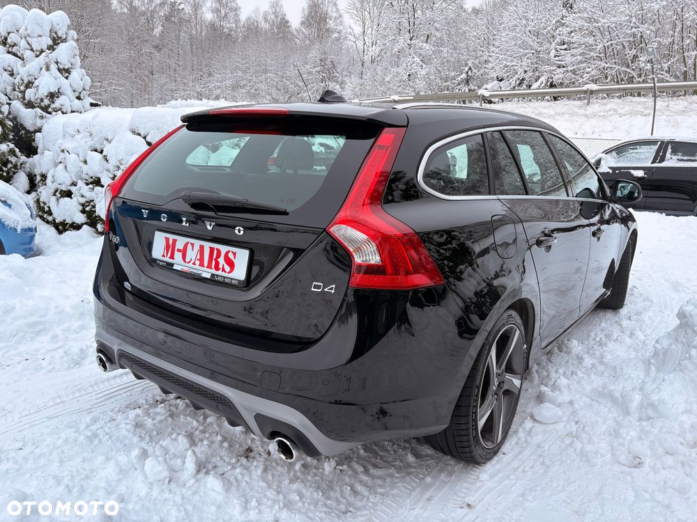 Volvo V60 D4 Geartronic RDesign - 9