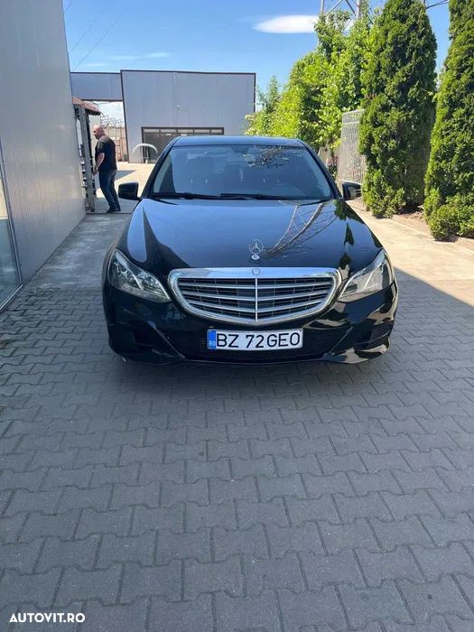 Mercedes-Benz E 200 BlueTEC 7G-TRONIC - 3