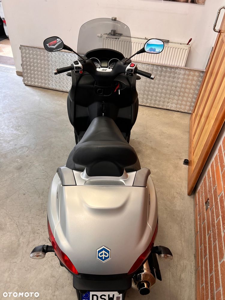 Piaggio MP-3 - 18