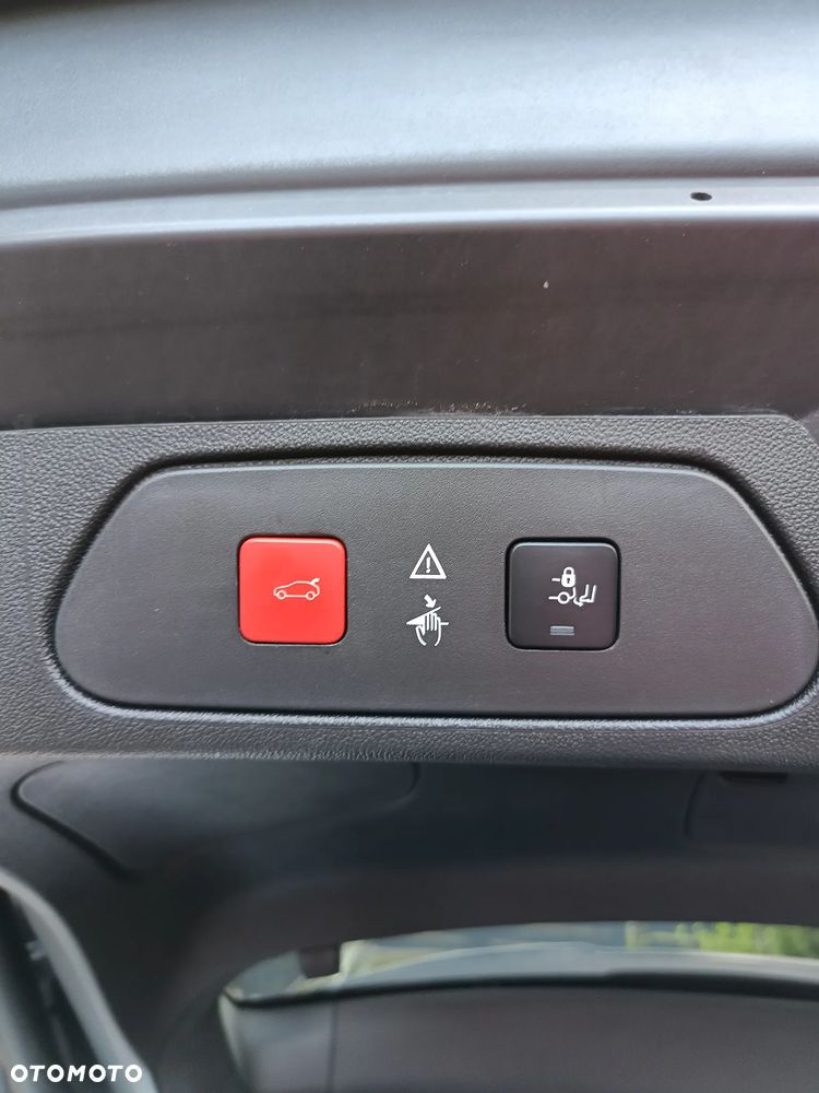 Opel Grandland X - 16