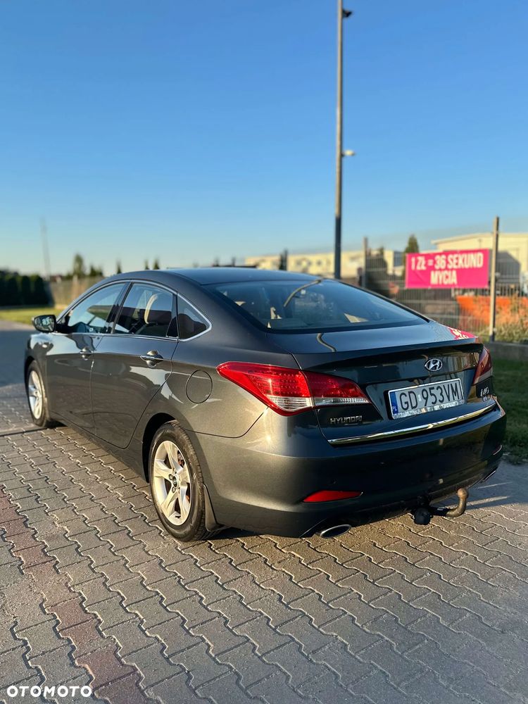 Hyundai i40 1.7 CRDi Comfort + - 7