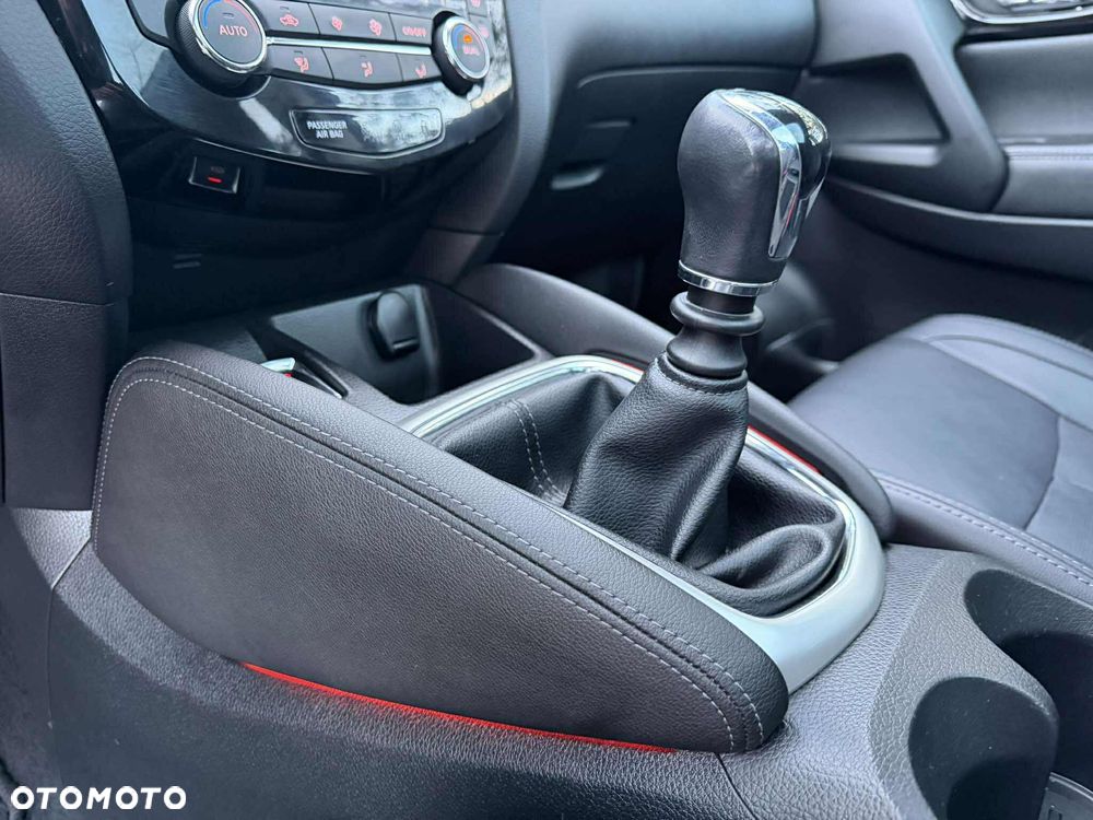 Nissan Qashqai 1.2 DIG-T Tekna - 30