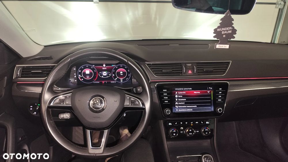 Skoda Superb ver-1-5-tsi-style - 15