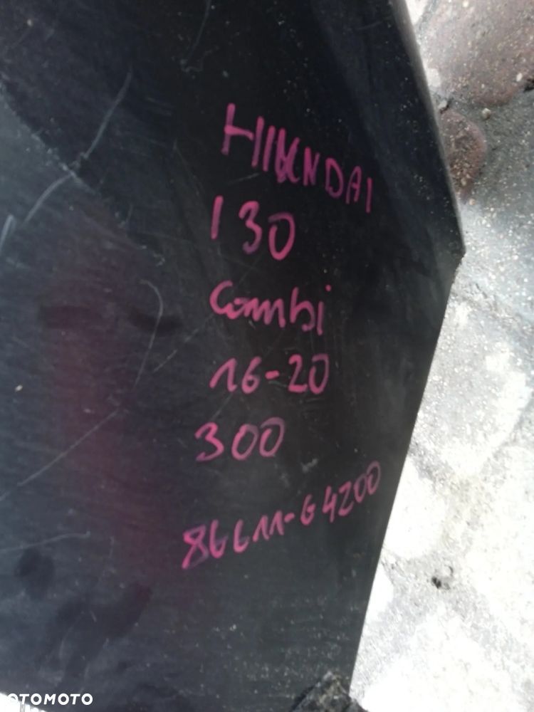 ZDERZAK TYLNY HYUNDAI I30 KOMBI 16-20 86611-G4200 - 5