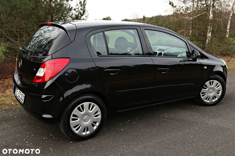 Opel Corsa 1.2 16V - 17