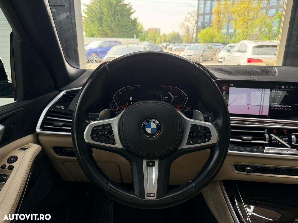 BMW X5 xDrive40i - 18