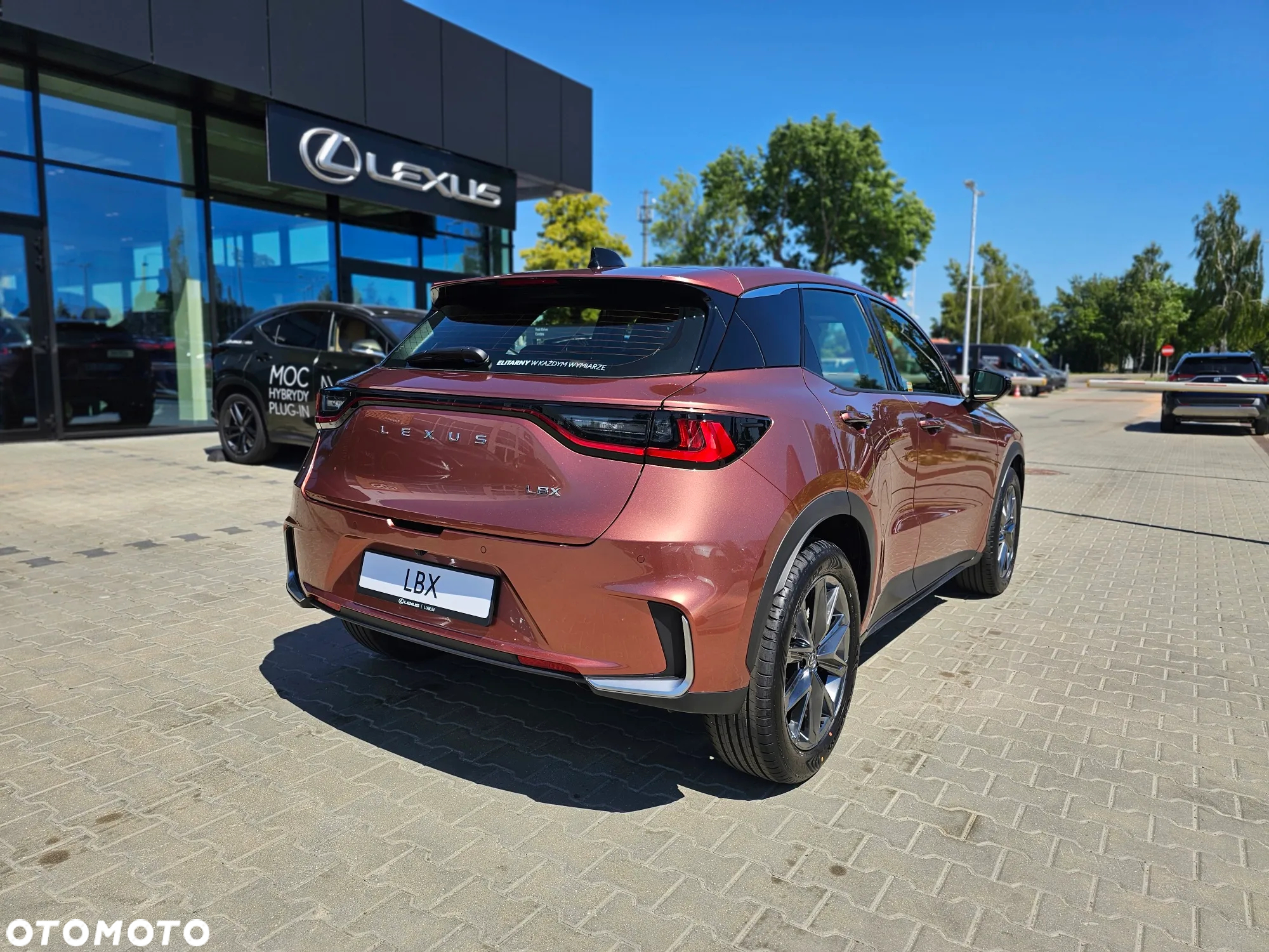 Lexus LBX 1.5 Hybrid Elegant - 2