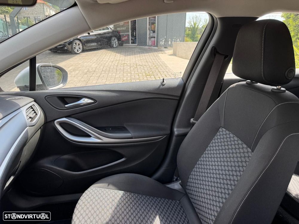 Opel Astra - 18