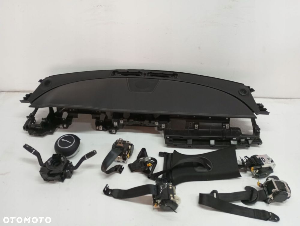 Konsola pulpit deska JAGUAR F-PACE F PACE LIFT - 1