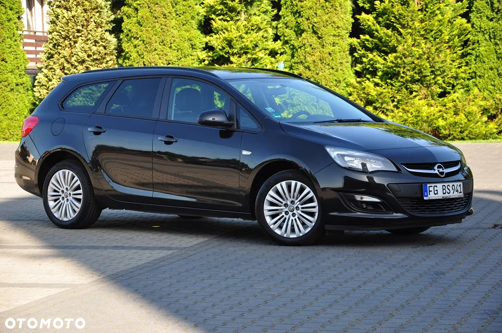 Opel Astra 1.4 Turbo Active - 10
