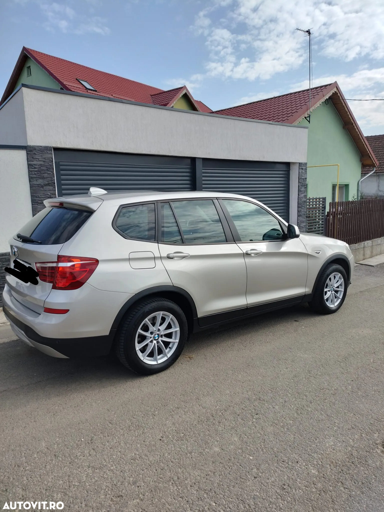 BMW X3 xDrive20d AT Luxury Line - 4