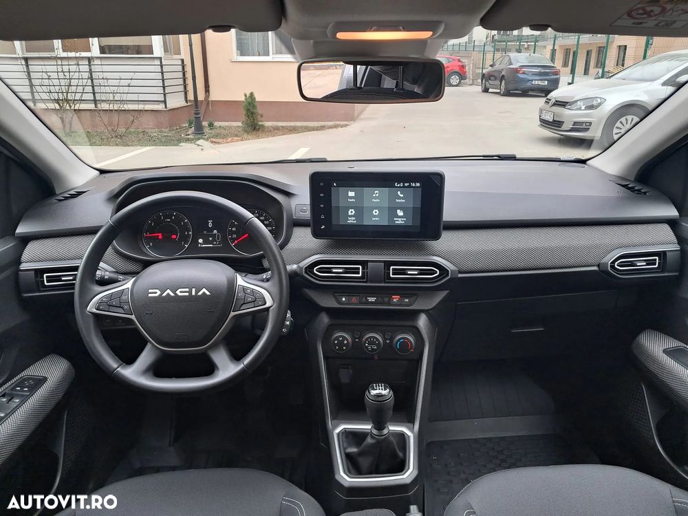 Dacia Logan ECO-G 100 MT5 Expression - 4