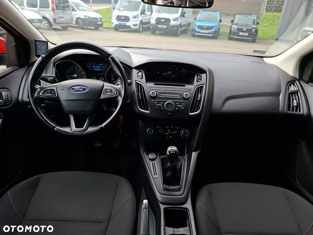 Ford Focus 1.6 Trend - 18