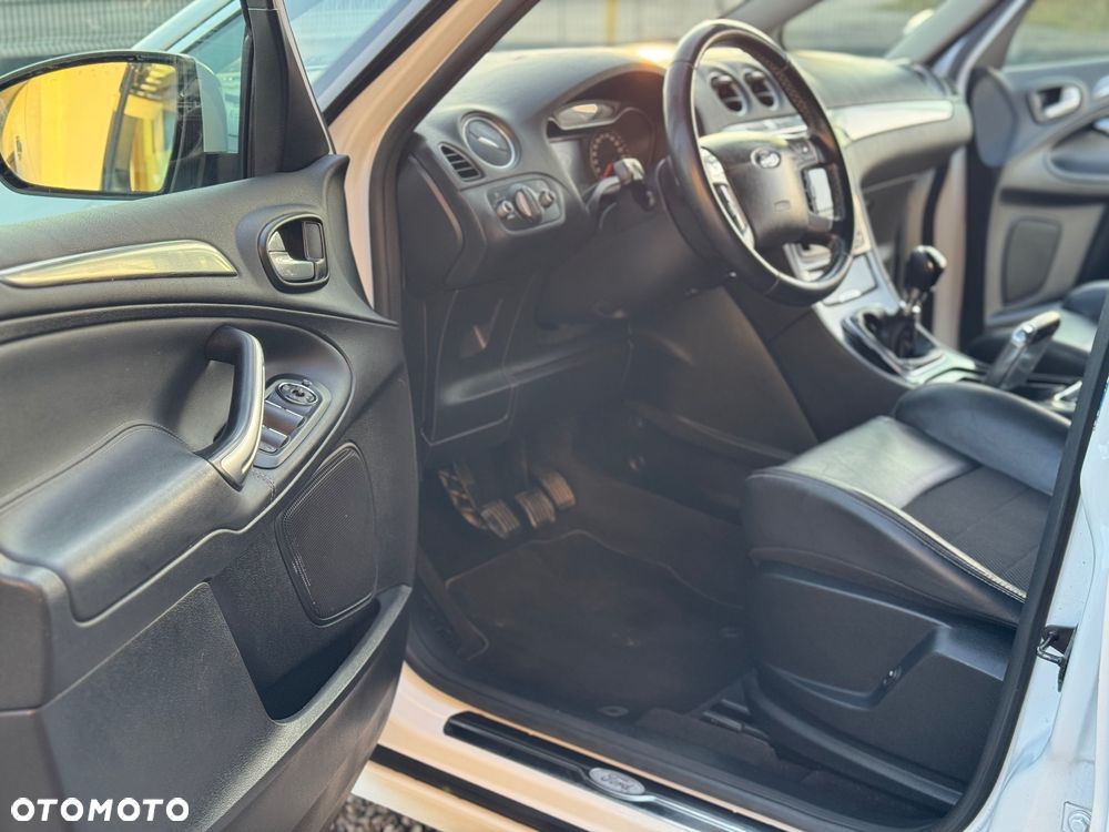 Ford S-Max 2.0 TDCi DPF Titanium X - 25