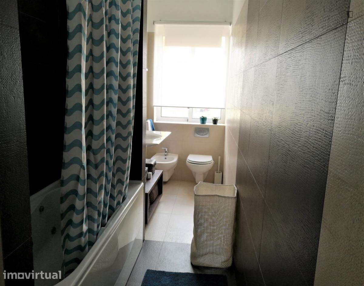Apartamento com 2 quartos - localizado em Roma-Areeiro Lisbon - Grande imagem: 5/20