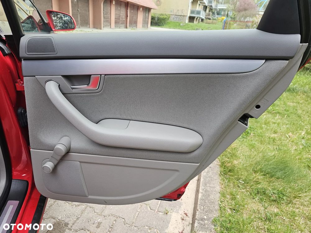Audi A4 Avant 2.0 TDI - 21