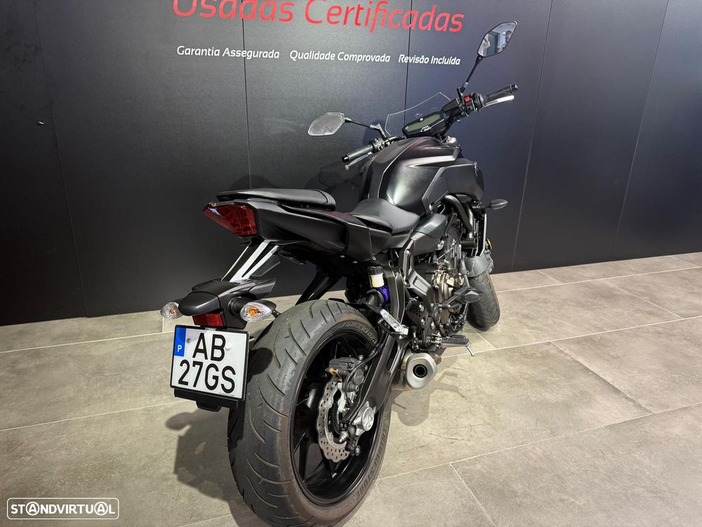 Yamaha MT-07 - 11