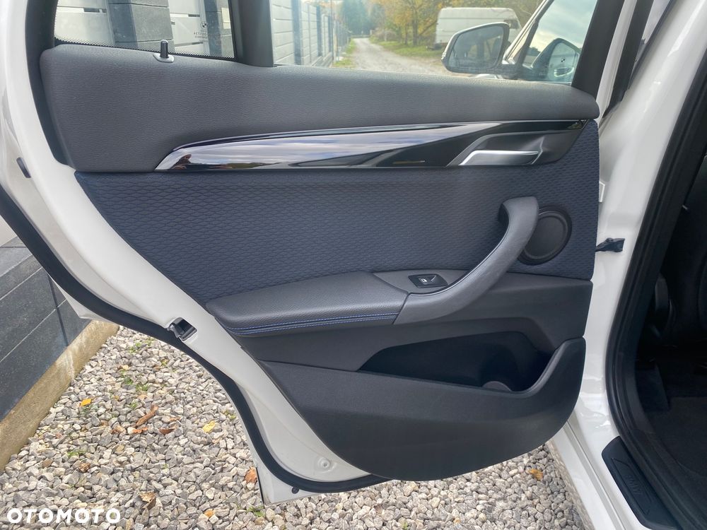 BMW X1 sDrive18i M Sport - 37