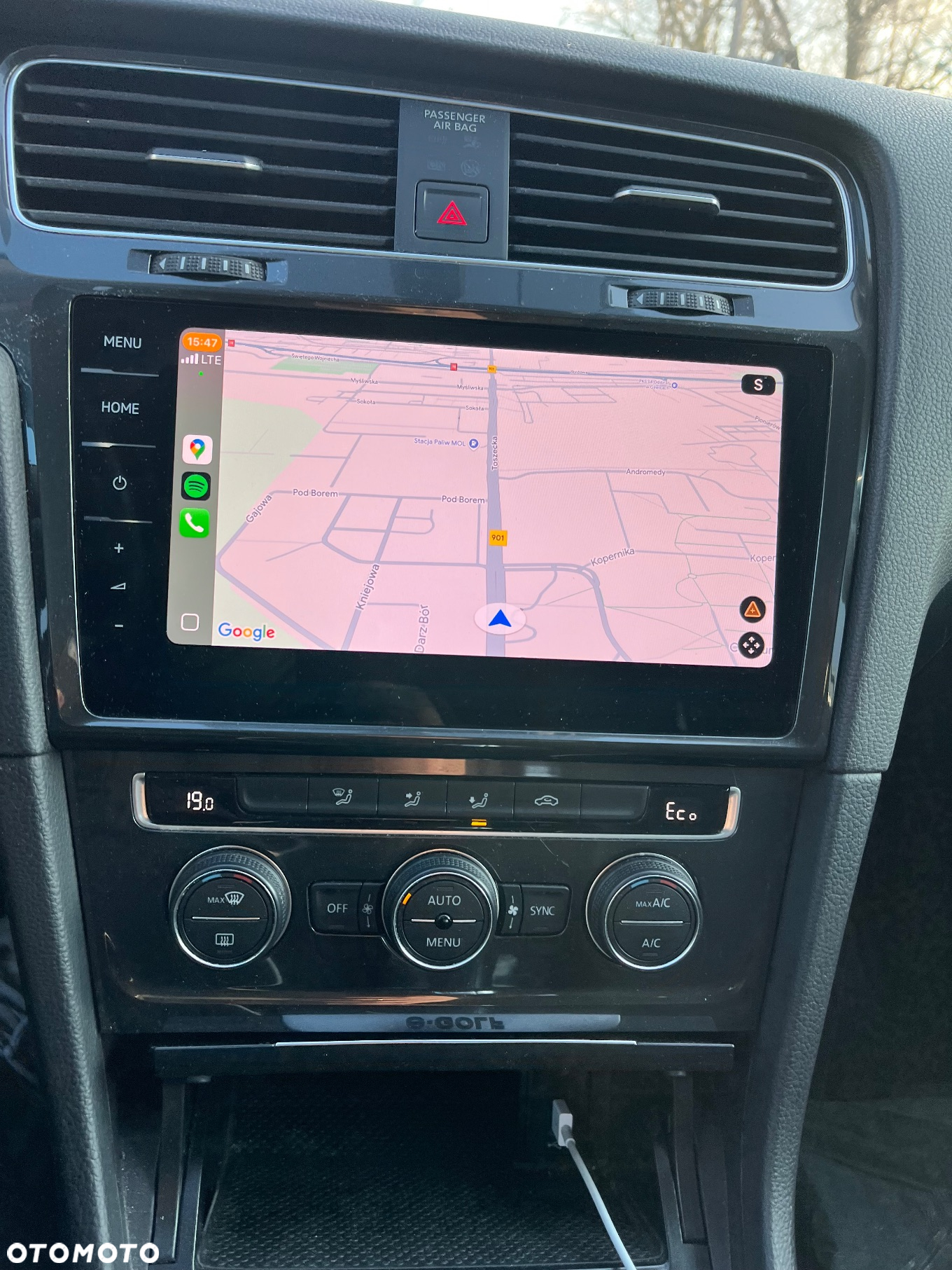 Volkswagen Golf e-Golf - 33