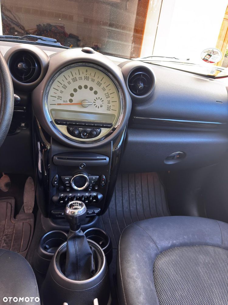 MINI Countryman One - 32