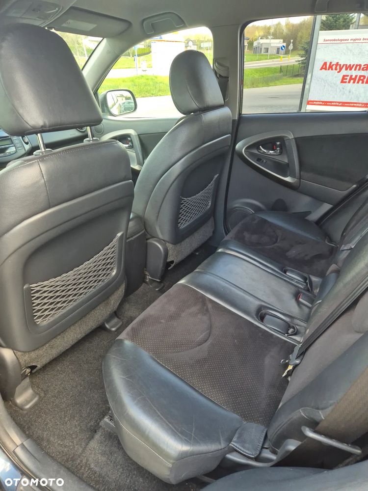 Toyota RAV4 2.2 D-CAT 2010 - 11