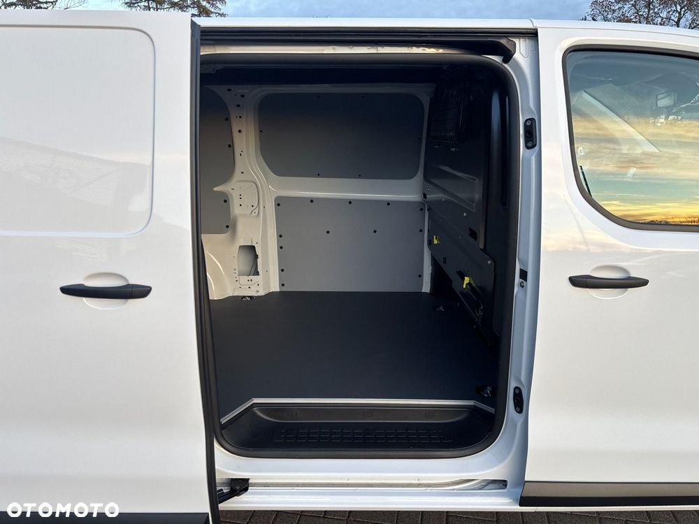 Toyota PROACE - 12
