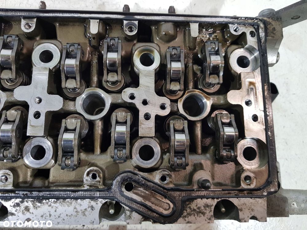 głowica cylindrów wałki 04l103308c 04l103292f vw audi skoda 1.6 tdi clh - 12