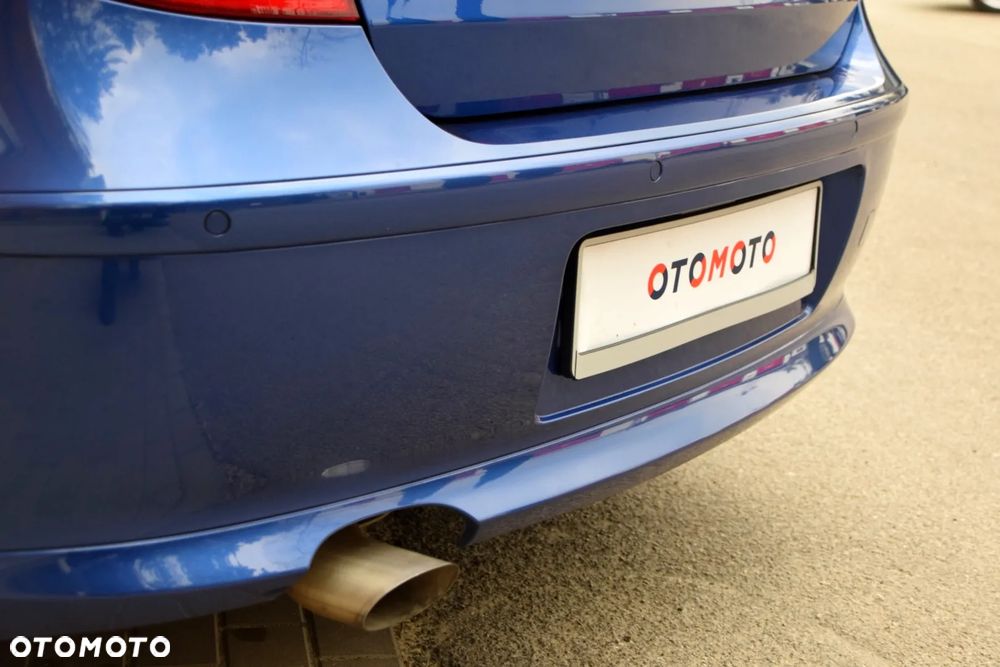 BMW Seria 1 118d DPF - 14