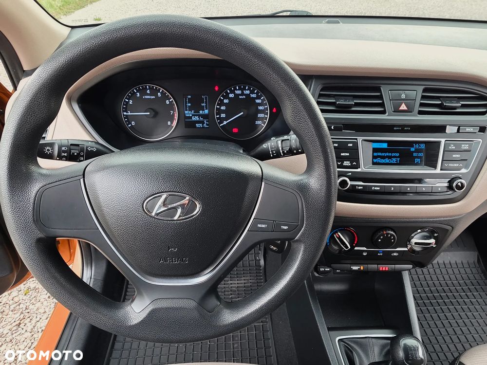 Hyundai i20 blue 1.2 Classic - 19