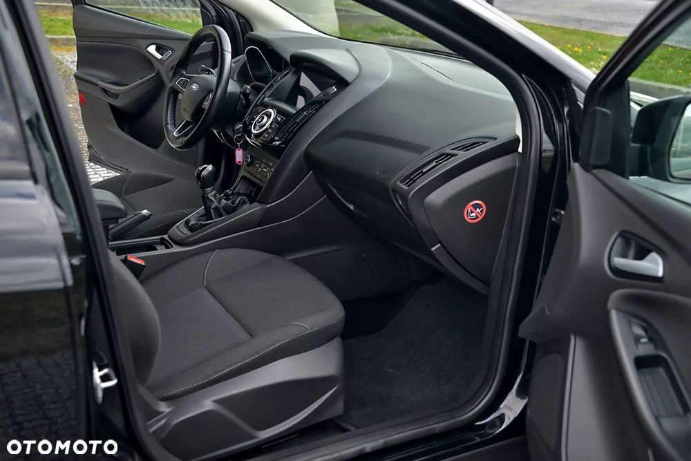 Ford Focus - 29