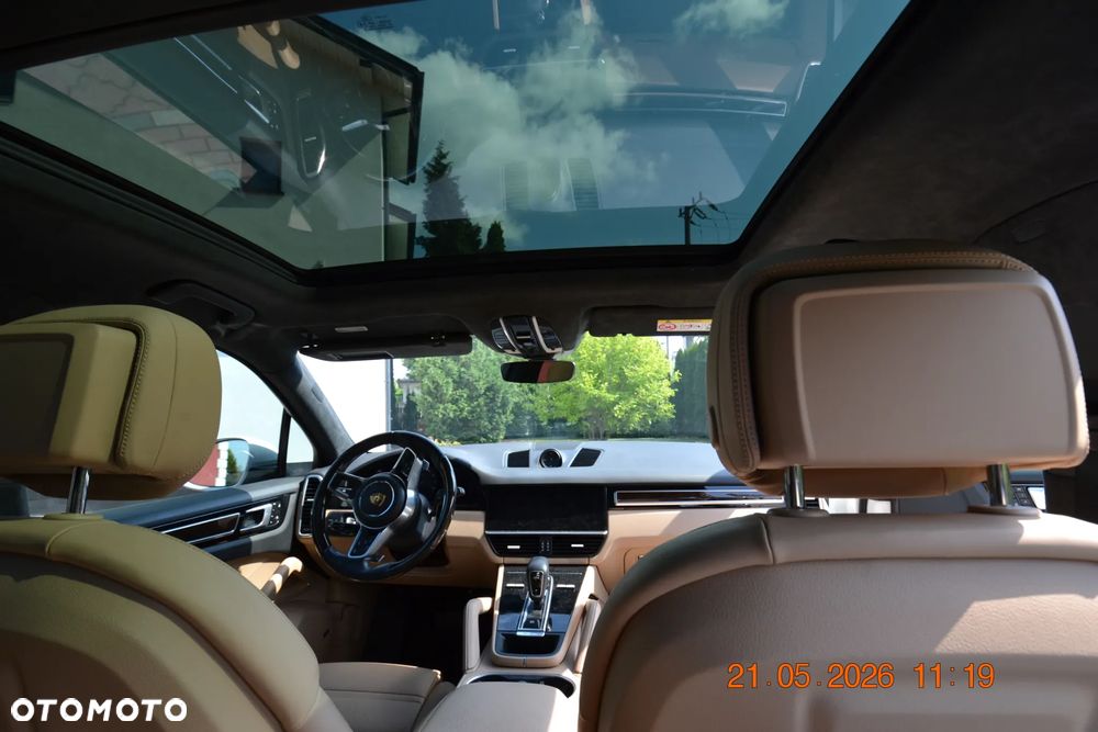 Porsche Cayenne Platinum Edition - 9
