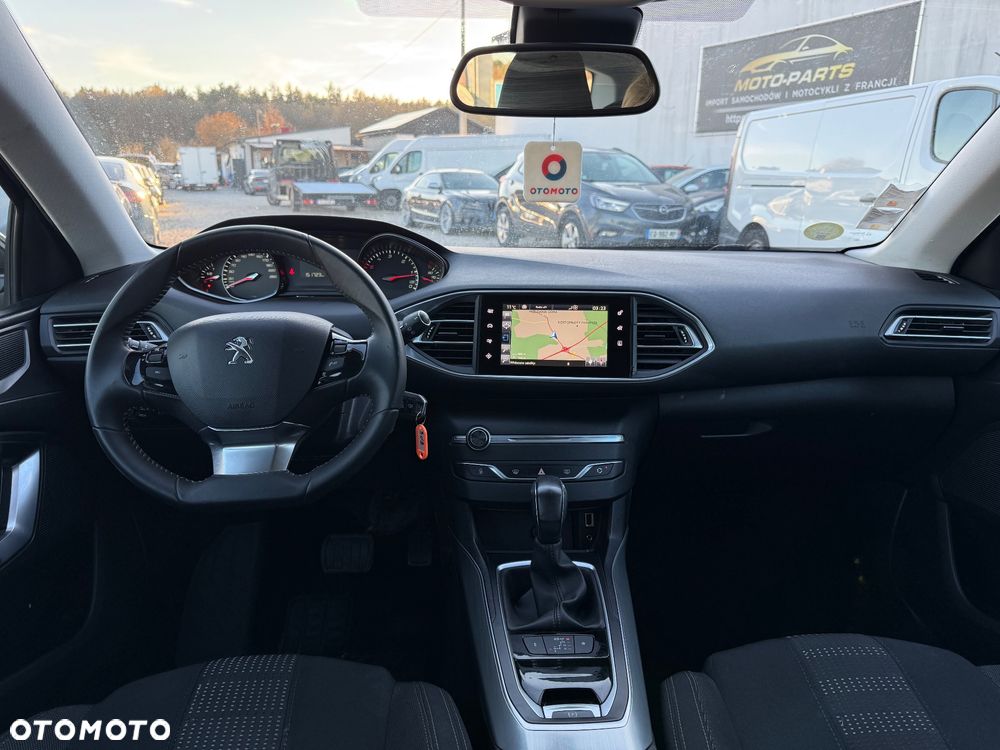 Peugeot 308 - 9