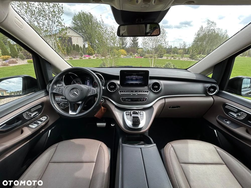 Mercedes-Benz Klasa V 300 d 4-Matic Exclusive 9G-Tronic (d³ugi) - 33