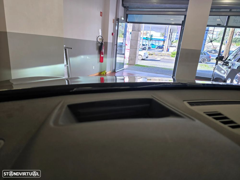 BMW X1 xDrive25e Advantage - 26