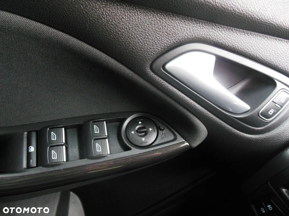 Ford Focus 1.0 EcoBoost STart-Stopp-System TITANIUM - 18