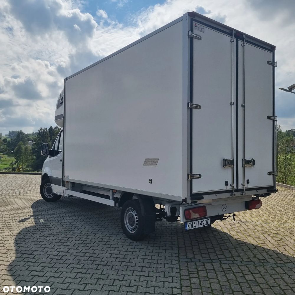 Mercedes-Benz Sprinter - 7